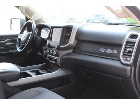 Used 2019 RAM 1500 Big Horn image 22