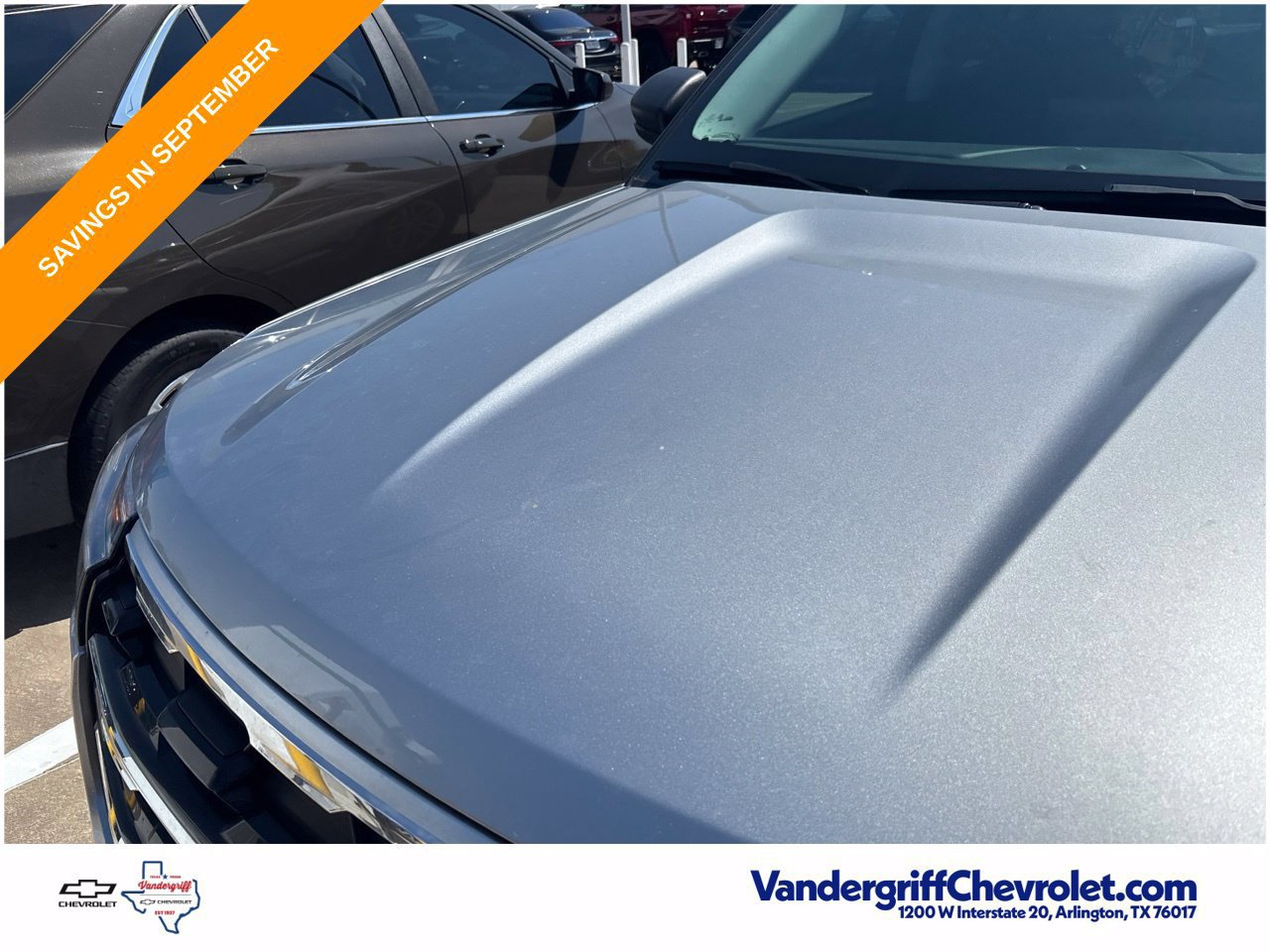 Used 2025 Ford Explorer Active RWD image 2