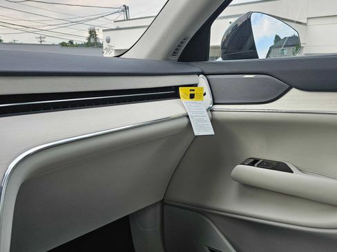 New 2025 Volvo EX90 Ultra w/ Protection Package Premier image 26