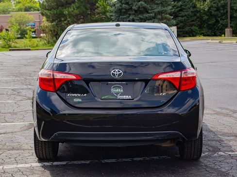 Used 2017 Toyota Corolla LE w/ LE Premium Package w/Moonroof FWD image 8