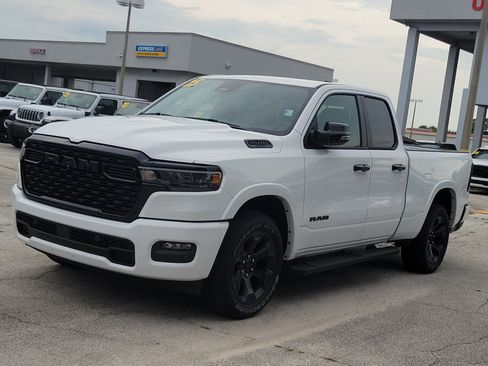 Used 2025 RAM 1500 Big Horn RWD image 2