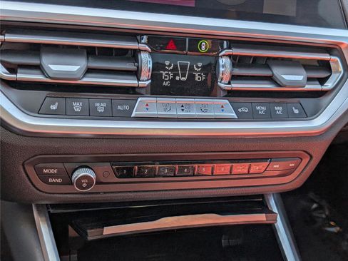 Used 2022 BMW 330i Sedan image 28