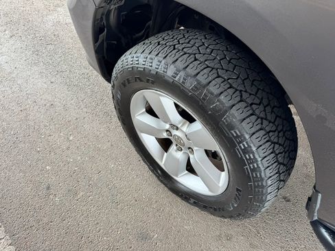 Used 2014 RAM 1500 Express AWD/4WD image 30
