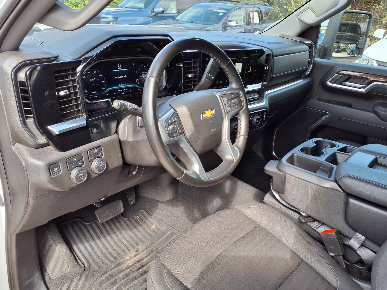Used 2025 Chevrolet Silverado 2500 LT w/ Convenience Package AWD/4WD image 20
