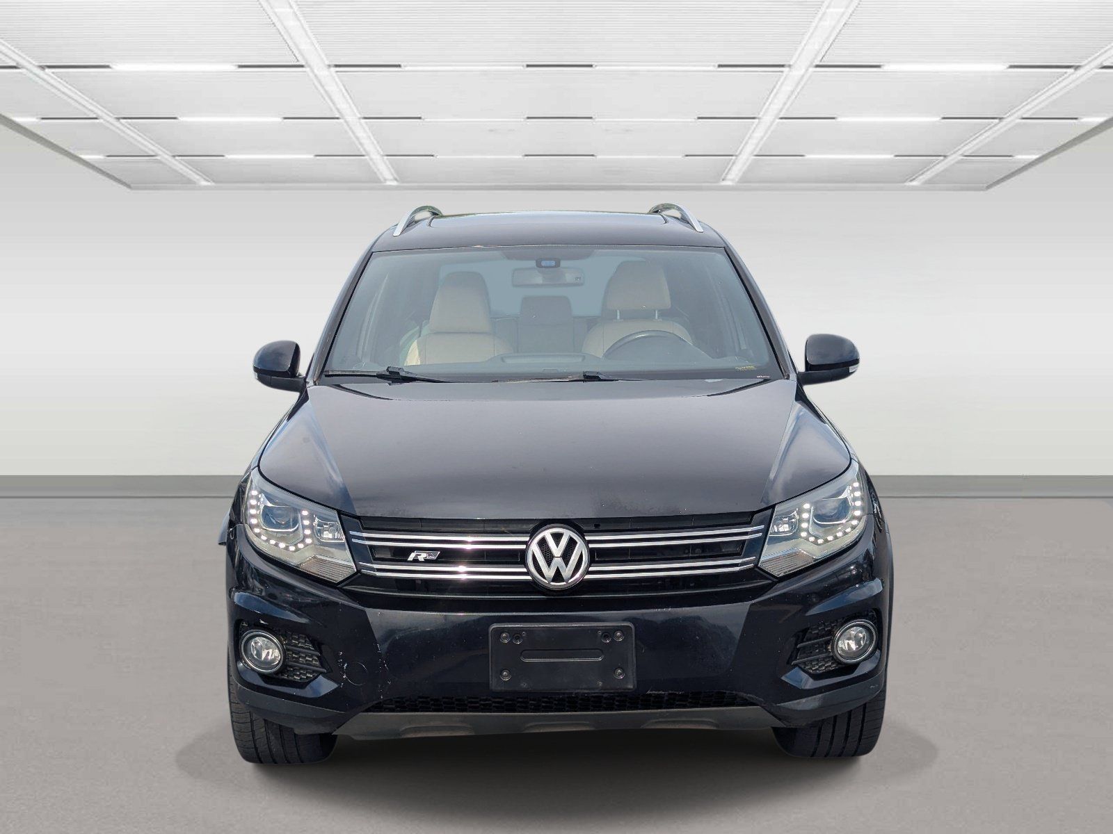 Used 2015 Volkswagen Tiguan R-Line AWD/4WD image 8