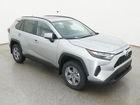 New 2025 Toyota RAV4 XLE image 13