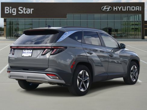 Used 2025 Hyundai Tucson SEL FWD image 4