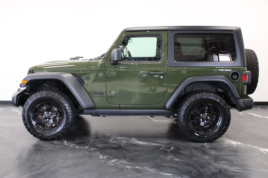 Used 2024 Jeep Wrangler Sport AWD/4WD image 24