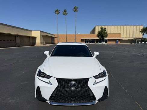 Used 2018 Lexus IS 300 F Sport RWD image 2