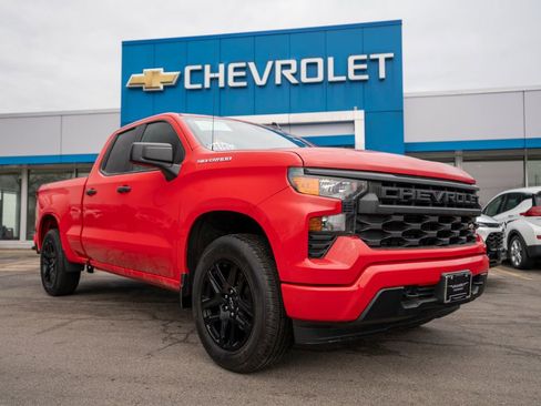 Certified 2023 Chevrolet Silverado 1500 Custom image 1