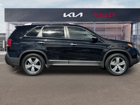 Used 2013 Kia Sorento EX w/ Premium Plus Pkg FWD image 3