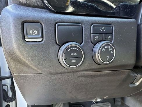 Certified 2025 Chevrolet Silverado 1500 LT image 19