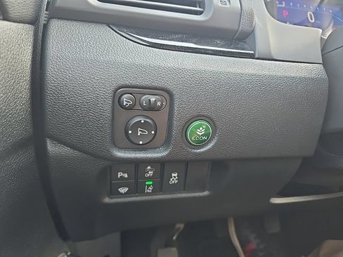 Used 2022 Honda Pilot Elite image 27