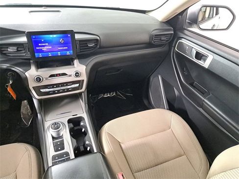 Used 2020 Ford Explorer 2WD image 18