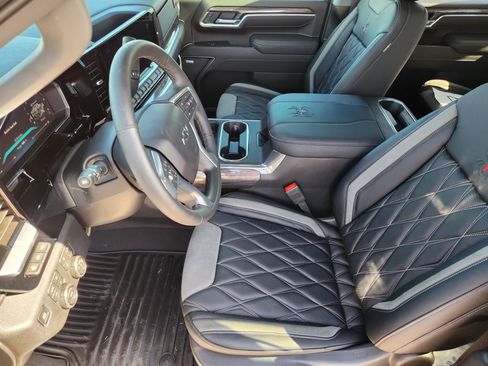 New 2026 Chevrolet Silverado 2500 LTZ w/ Trail Boss Package AWD/4WD image 10