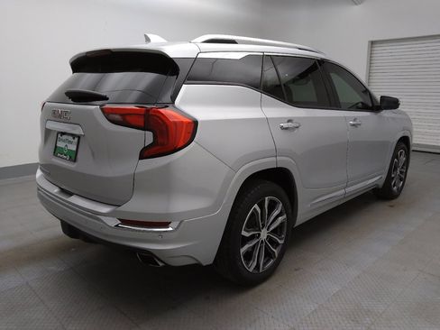 Used 2018 GMC Terrain Denali w/ Advanced Safety Package image 9