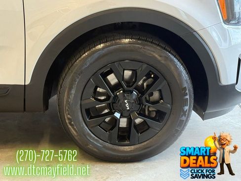 Used 2024 Kia Telluride SX X-Pro AWD/4WD image 2
