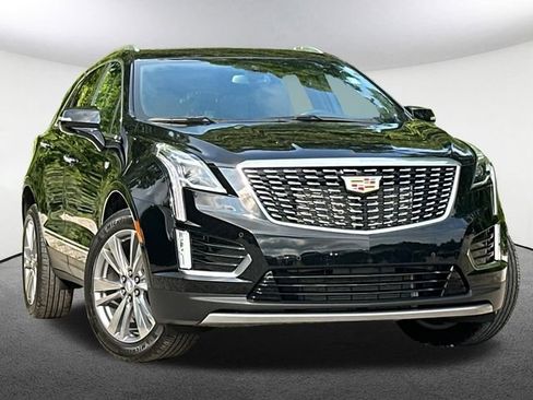 Used 2024 Cadillac XT5 Premium Luxury w/ LPO, Floor Liner Package AWD/4WD image 2