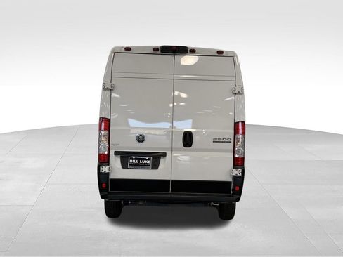 Used 2025 RAM ProMaster 2500 w/ Convenience Group FWD image 6