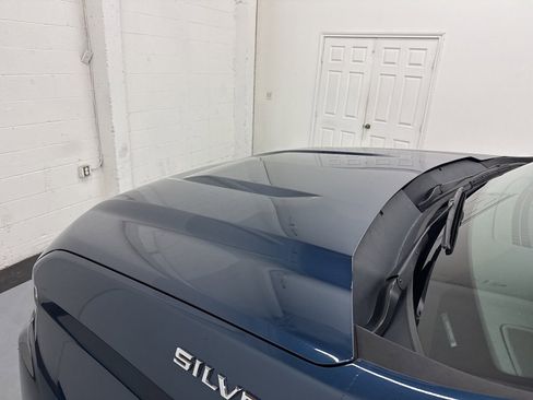 Used 2019 Chevrolet Silverado 1500 LT w/ All-Star Edition image 24