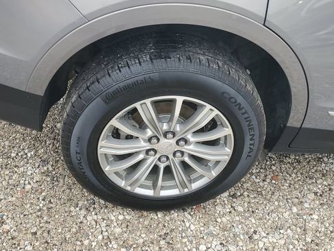 Used 2018 Cadillac XT5 Luxury w/ Driver Awareness Package AWD/4WD image 5