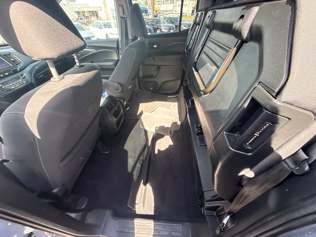 Used 2023 Honda Ridgeline Sport image 15