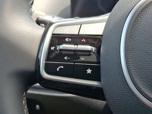 New 2025 Kia Sorento SX image 19