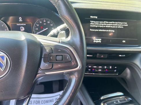 Used 2023 Buick Envision Essence image 14