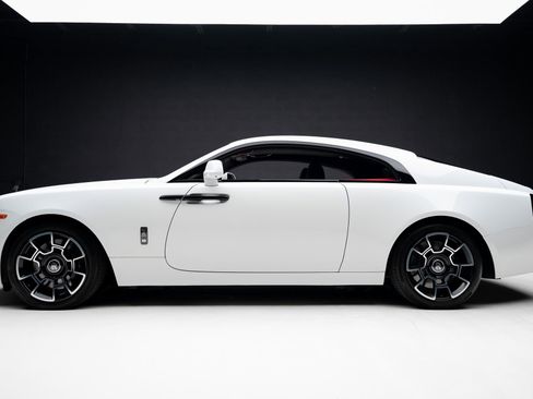 Used 2020 Rolls-Royce Wraith image 18
