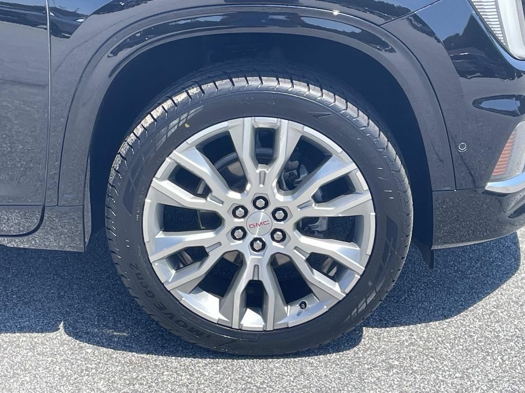 Used 2024 GMC Acadia Denali w/ Super Cruise Package FWD image 10