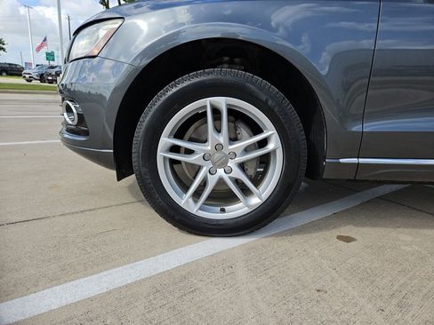 Used 2017 Audi Q5 2.0T Premium AWD/4WD image 24