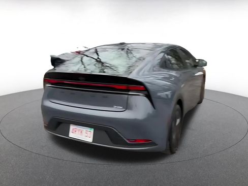 Used 2025 Toyota Prius LE image 12