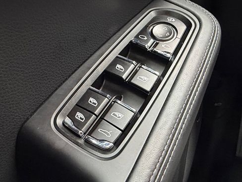 Used 2026 Porsche Macan GTS AWD/4WD image 14