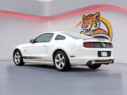 Used 2014 Ford Mustang GT Premium image 7