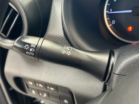 Used 2022 Nissan Kicks S FWD image 30