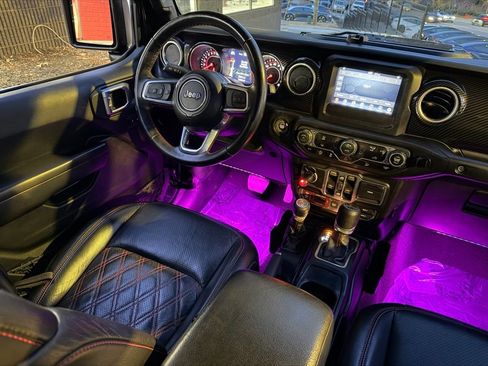 Used 2018 Jeep Wrangler Unlimited Rubicon image 39