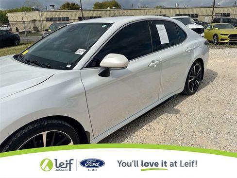 Used 2023 Toyota Camry XSE image 34