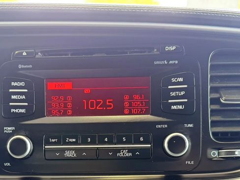 Used 2015 Kia Optima EX image 16