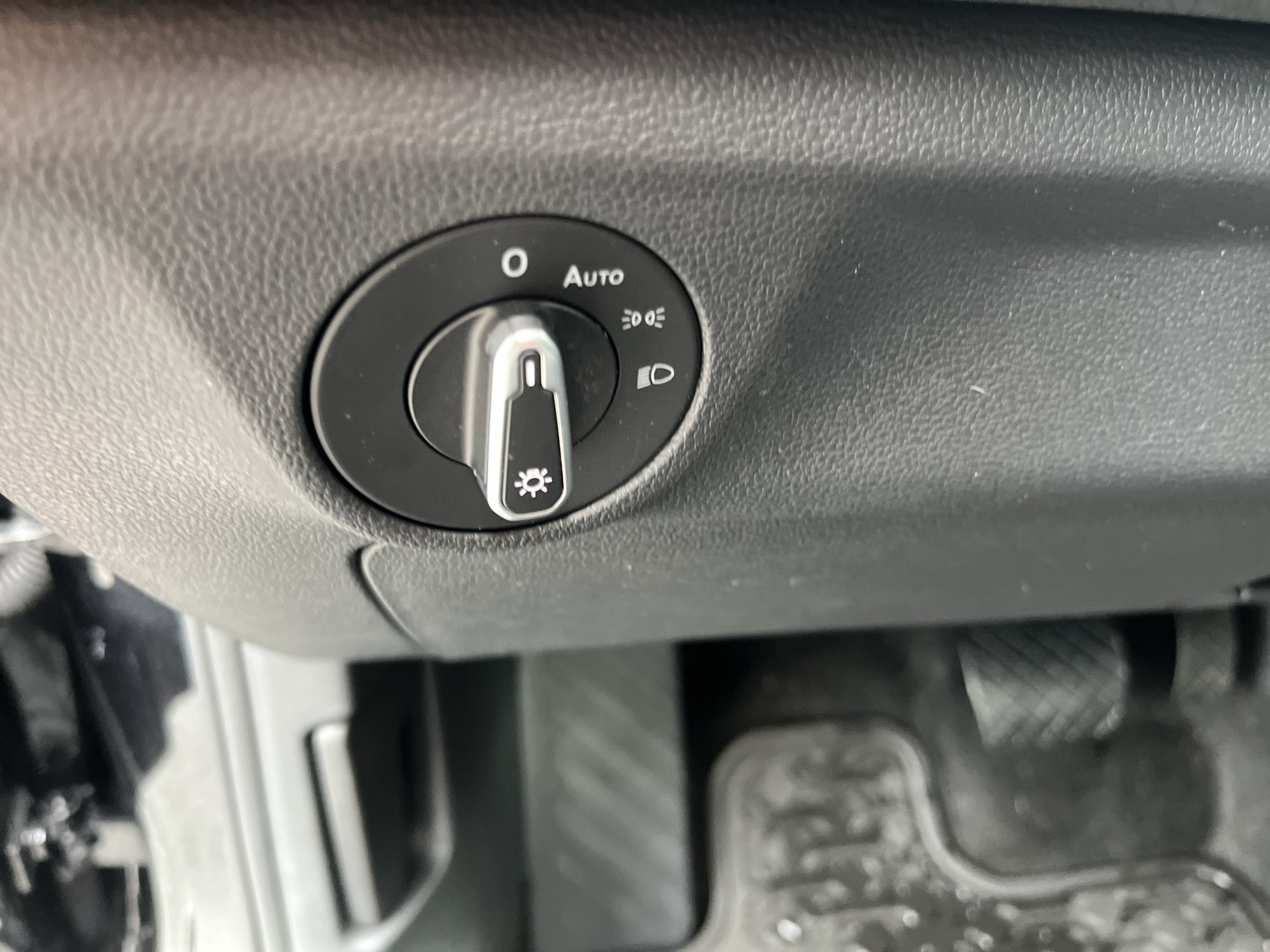 Used 2025 Volkswagen Jetta S FWD image 17
