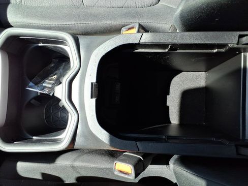 Used 2020 Toyota RAV4 XLE w/ Convenience Package image 14