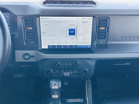 Used 2022 Ford Bronco Badlands image 21