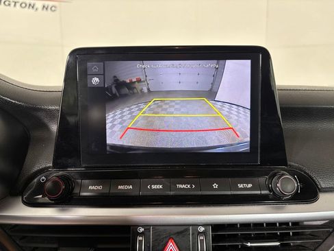 Used 2023 Kia Forte LXS w/ LXS Technology Package FWD image 15
