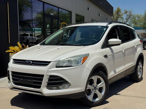 Used 2013 Ford Escape SE FWD image 1