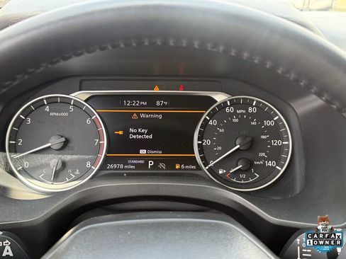 Used 2025 Nissan Rogue SV image 18