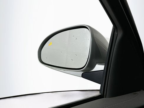 Used 2017 Buick Enclave Leather image 16