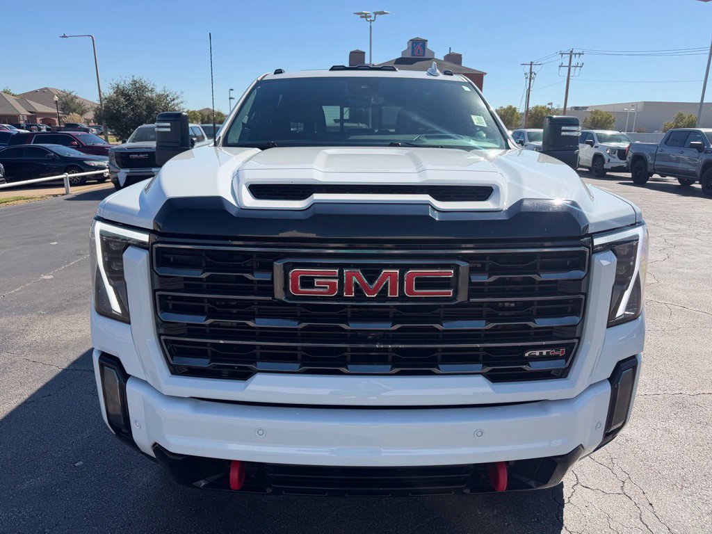 Used 2024 GMC Sierra 2500 AT4 w/ AT4 Premium Plus Package AWD/4WD image 9