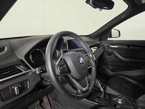 Used 2022 BMW X1 xDrive28i w/ Convenience Package AWD/4WD image 15