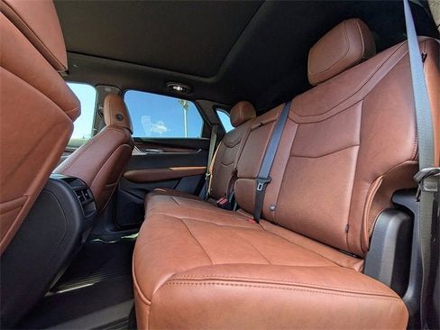 New 2025 Cadillac XT5 Sportv image 14