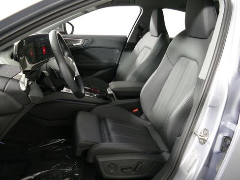 Used 2025 Audi A5 2.0T Premium Plus w/ Premium Plus AWD/4WD image 10