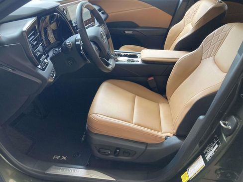 Used 2025 Lexus RX 350 Premium image 12